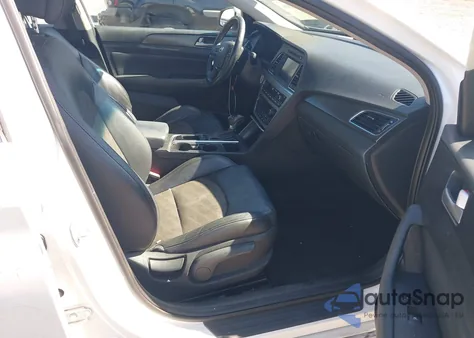 2016 Hyundai Sonata Sport z USA, uszkodzony, nr VIN 5NPE34AF1GH268284